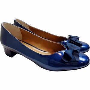 Elegant Office Modest Feminine J RENEE Cameo Womens Navy Patent Pump SIZE 9M